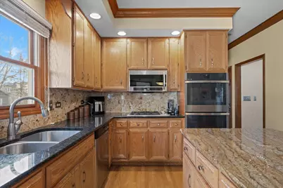 1404 Chelsea Lane, Naperville, IL 60565 - Photo 9