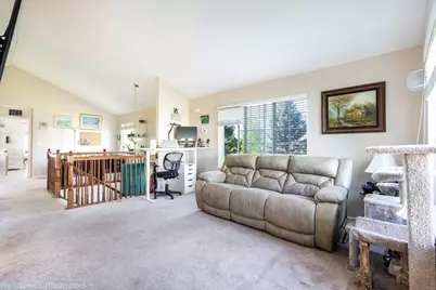 644 S Rosehall Lane #644, Round Lake, IL 60073 - Photo 5