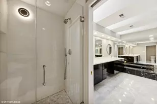 1604 Burr Ridge Club, Burr Ridge, IL 60527 - Photo 25