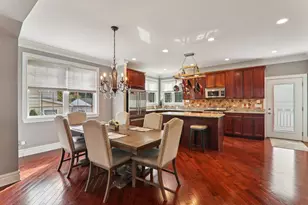 124 Hubbard Ct, Wauconda, IL 60084 - Photo 5