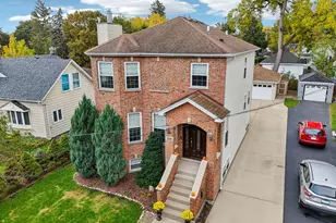 124 Hubbard Ct, Wauconda, IL 60084 - Photo 1