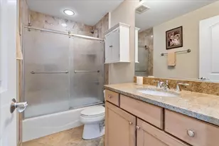 2444 W Diversey Ave, Chicago, IL 60647 - Photo 15