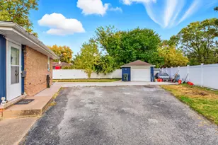 16047 Cambridge Ct, Markham, IL 60428 - Photo 17