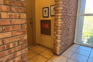 5950 Oakwood Dr, Lisle, IL 60532 - Photo 11