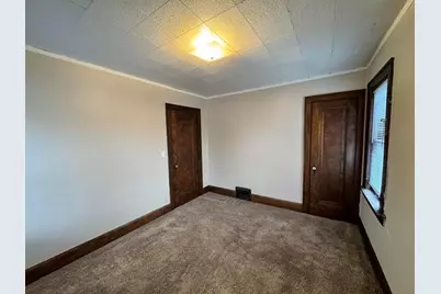 2225 Broadway, Rockford, IL 61104 - Photo 11