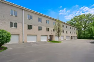 7823 W 157th Pl, Orland Park, IL 60462 - Photo 15