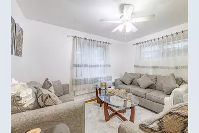 2205 W Highland Avenue #2N, Chicago, IL 60659 - Photo 5