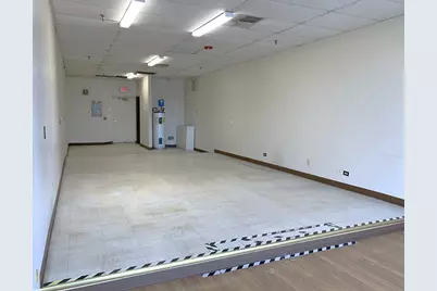 1568 Bloomingdale Road, Glendale Heights, IL 60139 - Photo 3