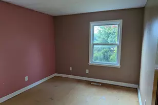 1718 W Lincoln Rd, McHenry, IL 60051 - Photo 7