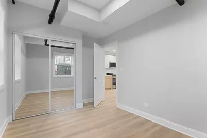 7383 N Damen Avenue #G, Chicago, IL 60645 - Photo 7