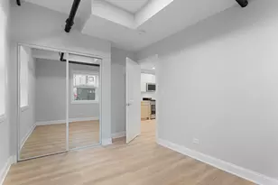 7383 N Damen Ave, Chicago, IL 60645 - Photo 7