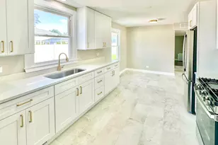 8150 W Winnemac Ave, Norridge, IL 60706 - Photo 7