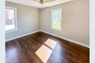 8150 W Winnemac Avenue, Norridge, IL 60706 - Photo 11
