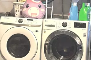 14241 S Marquette Ave, Burnham, IL 60633 - Photo 25