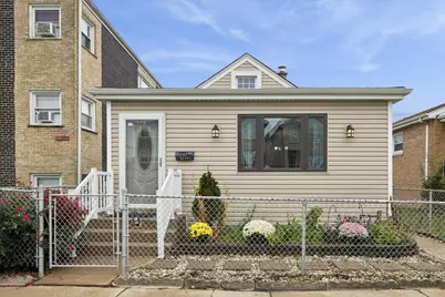 7211 W 58th Place, Summit, IL 60501 - Photo 1