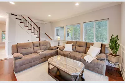 207 Shady Lane, Mundelein, IL 60060 - Photo 5