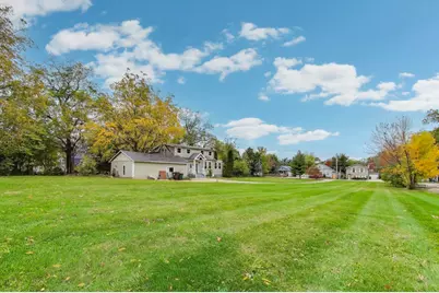 207 Shady Lane, Mundelein, IL 60060 - Photo 3