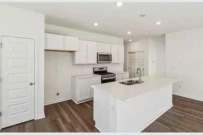 2375 Glacier Street, Pingree Grove, IL 60140 - Photo 11