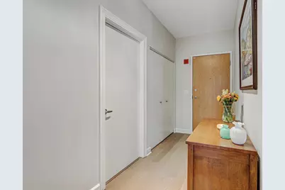 451 W Huron Street #1407, Chicago, IL 60654 - Photo 3