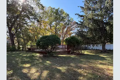2041 Winchester Drive, Freeport, IL 61032 - Photo 3