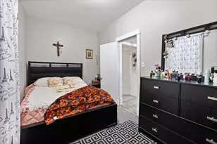 3911 N Kedzie Ave, Chicago, IL 60618 - Photo 33