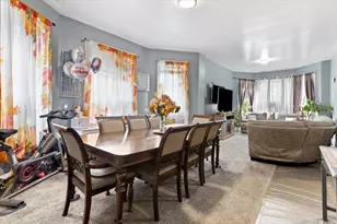 3911 N Kedzie Ave, Chicago, IL 60618 - Photo 25