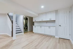 7330 N Kilbourn Ave, Lincolnwood, IL 60712 - Photo 15