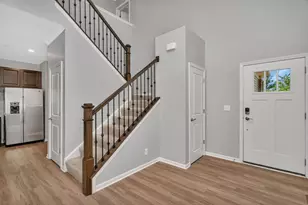 1334 Hawk Hollow Dr, Yorkville, IL 60560 - Photo 3