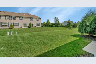 1334 Hawk Hollow Drive, Yorkville, IL 60560 - Photo 23