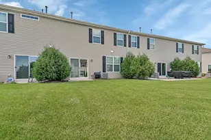 1334 Hawk Hollow Dr, Yorkville, IL 60560 - Photo 25