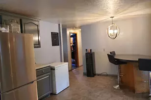 3212 Searles Ave, Rockford, IL 61101 - Photo 5