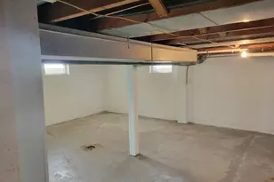 601 W Main St, Clifton, IL 61727 - Photo 31