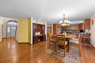 21218 Shannon Ave, Matteson, IL 60443 - Photo 9