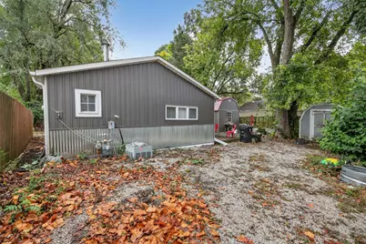 1216 S Oak Street, Bloomington, IL 61701 - Photo 1