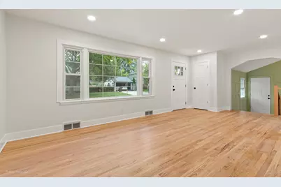 1142 N Webster Street, Naperville, IL 60563 - Photo 7
