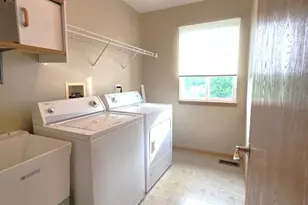 1522 Fox Sedge Trail, Woodstock, IL 60098 - Photo 13