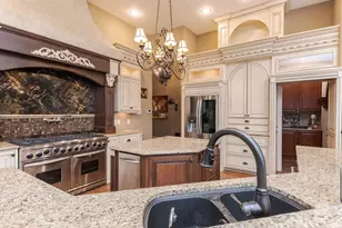 47 Stonebrook Ct, Bloomington, IL 61704 - Photo 13