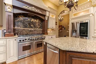 47 Stonebrook Ct, Bloomington, IL 61704 - Photo 17