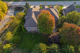 47 Stonebrook Ct, Bloomington, IL 61704 - Photo 71