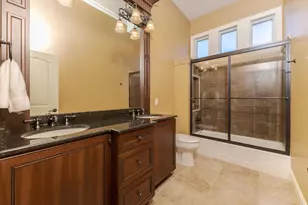 47 Stonebrook Ct, Bloomington, IL 61704 - Photo 29