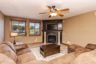 47 Stonebrook Ct, Bloomington, IL 61704 - Photo 63