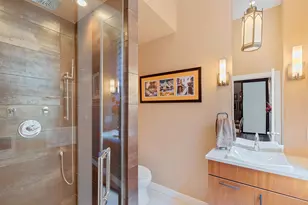 2411 W Walton St, Chicago, IL 60622 - Photo 21