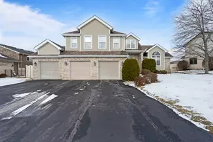 9920 Sussex Ct, Mokena, IL 60448 - Photo 1