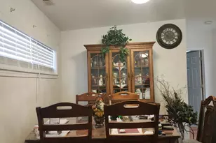 7826 W 98th Pl, Hickory Hills, IL 60457 - Photo 5