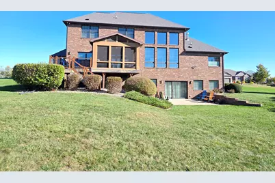 9667 Crossbow Drive N, Bloomington, IL 61705 - Photo 7