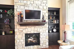 9667 Crossbow Dr N, Bloomington, IL 61705 - Photo 19