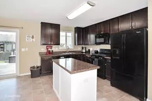 1721 Yasgur Dr, Woodstock, IL 60098 - Photo 5