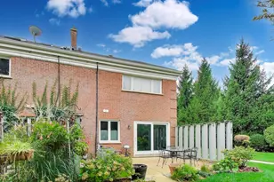 1406 Chanticleer Ln, Hinsdale, IL 60521 - Photo 21