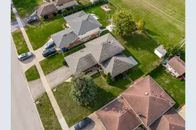 10624 S Michael Drive, Palos Hills, IL 60465 - Photo 9