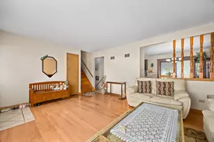 10624 S Michael Dr, Palos Hills, IL 60465 - Photo 15